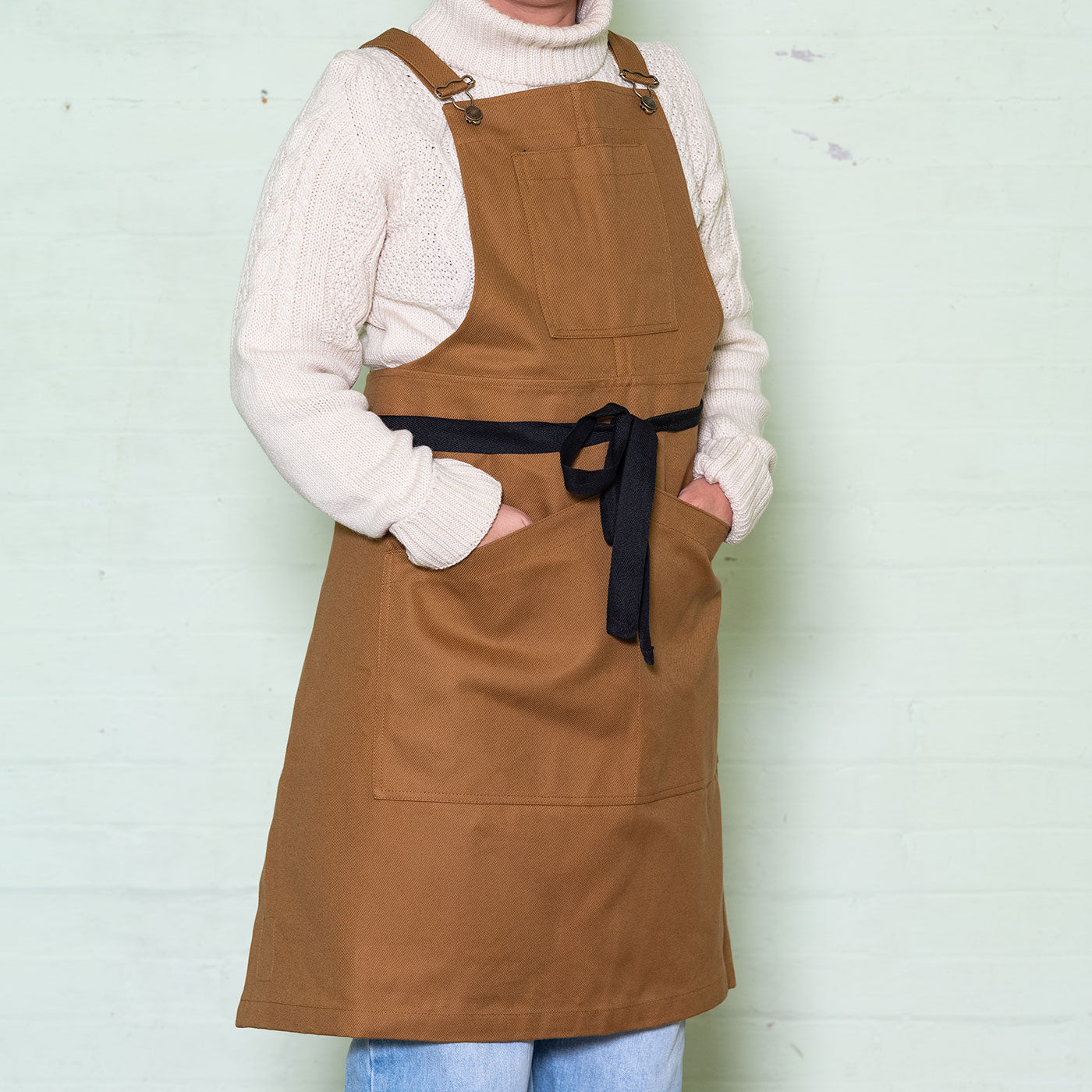 The Yarmouth Apron - Khaki